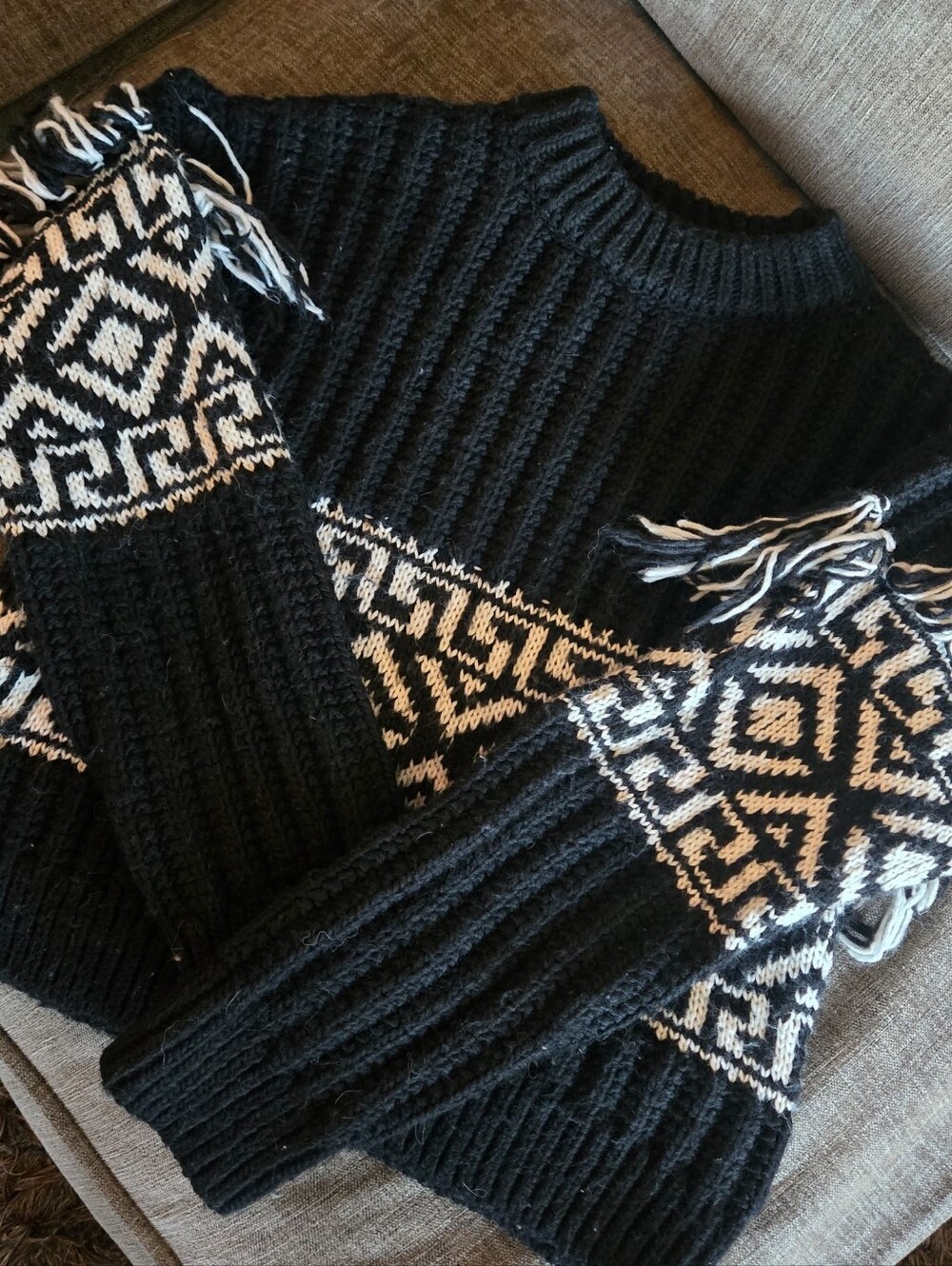 H&M Black and White Geometric Fringe Crewneck Sweater